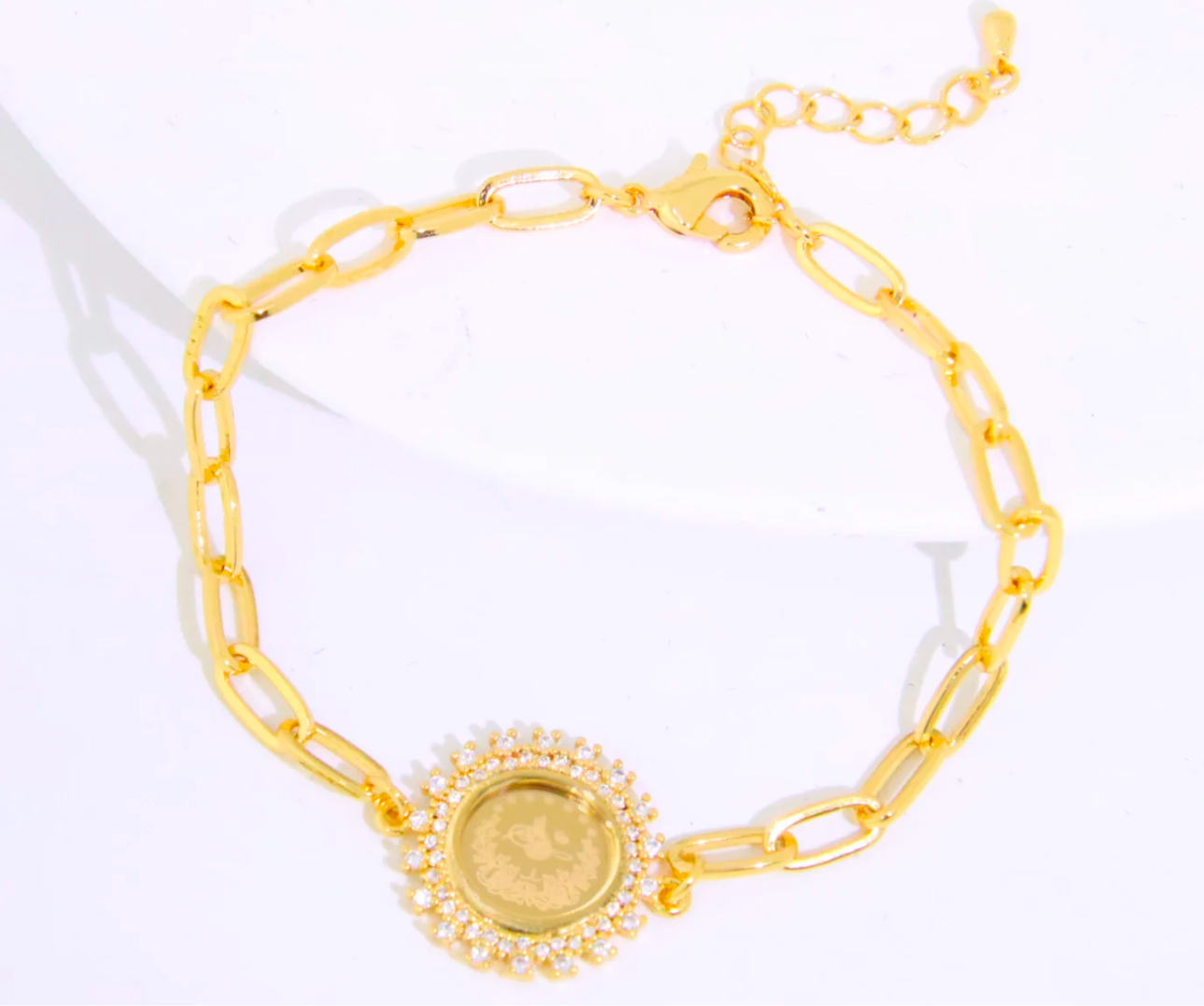 Lira bracelet with silver stones