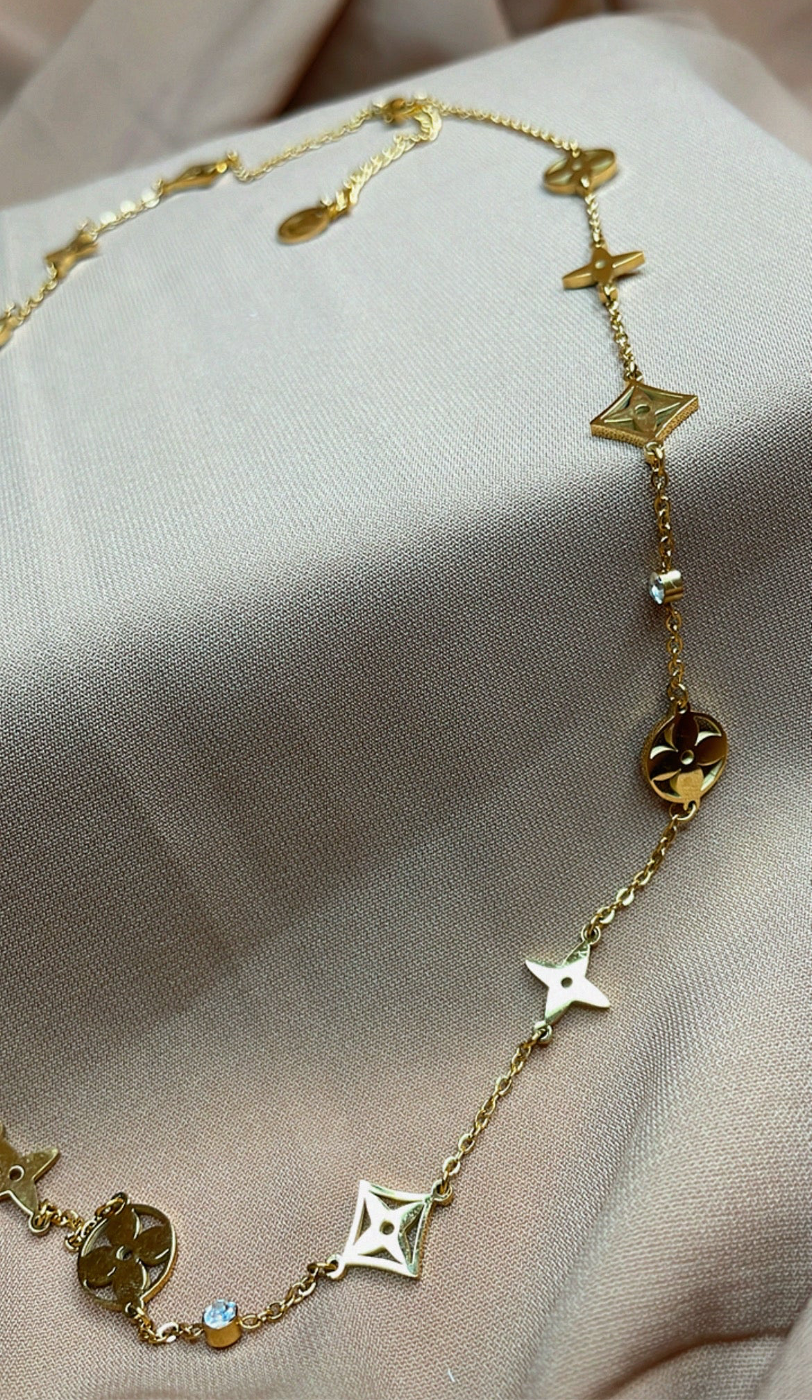 Star necklace