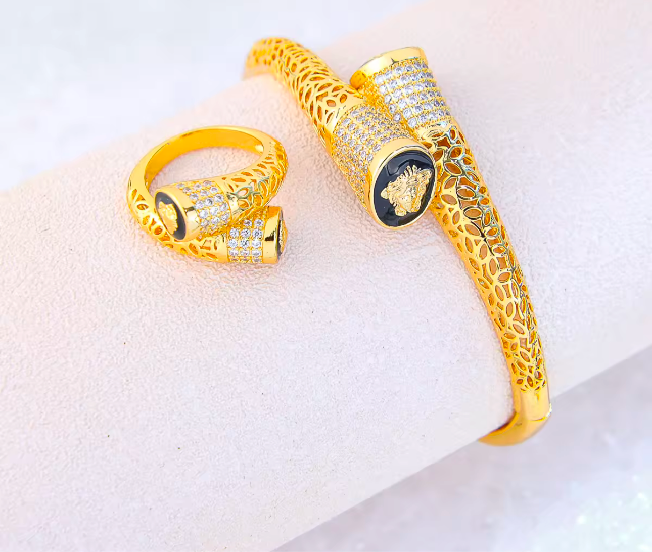 Set med ring och armband