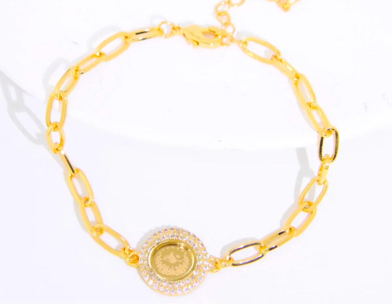 Lira bracelet with silver stones