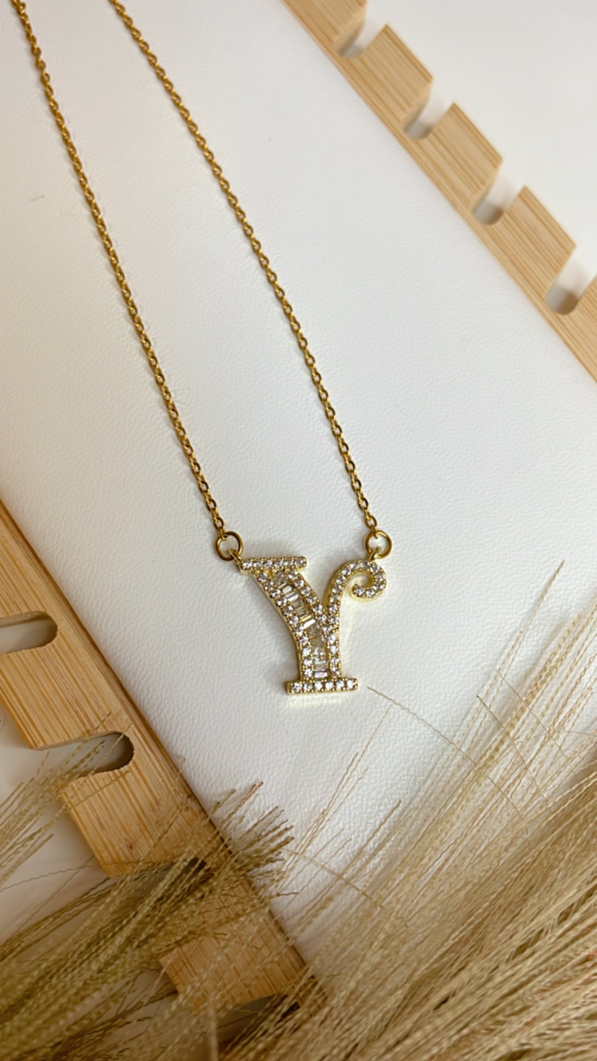 necklace letter Y