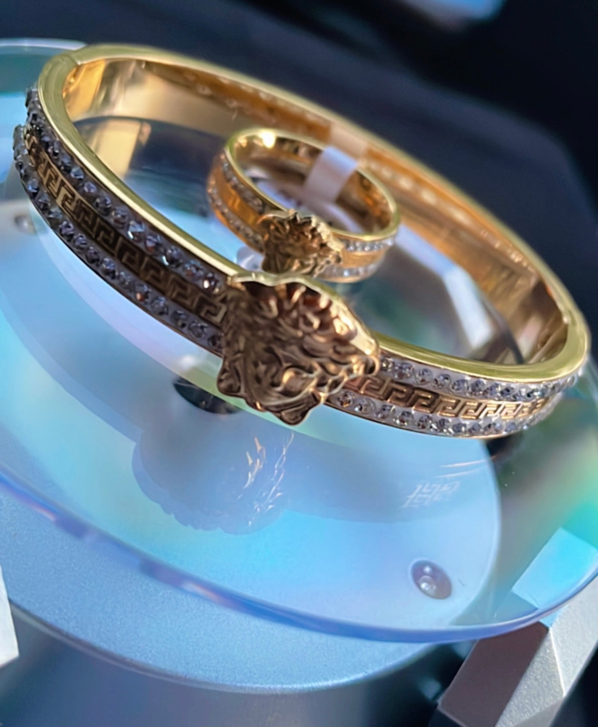 Bracelet tiger with diamonds