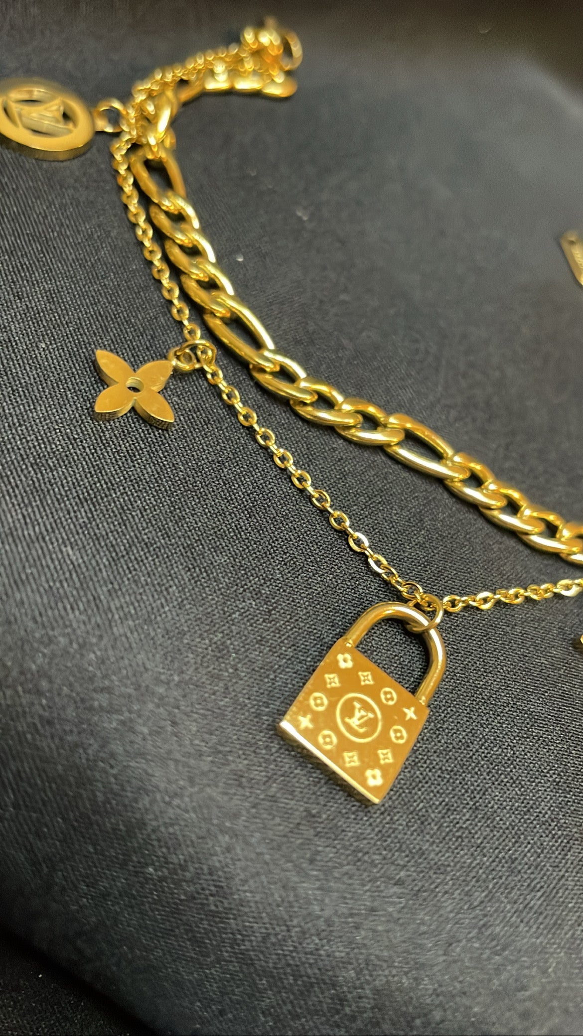 Two bracelets in one