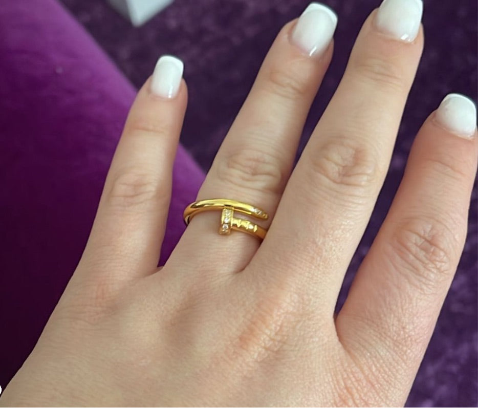 nail ring