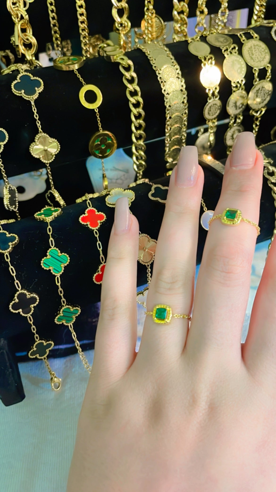 Chain ring with green stone