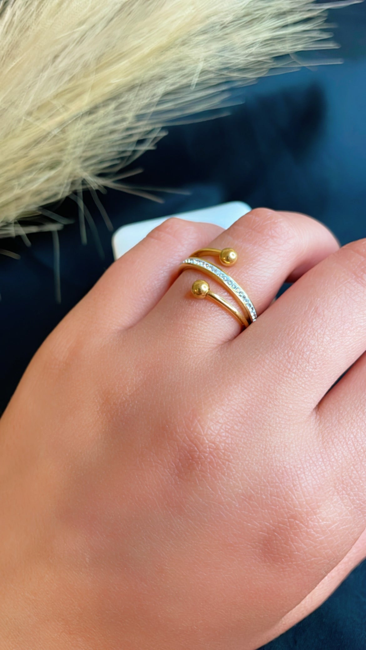 Ring with stones